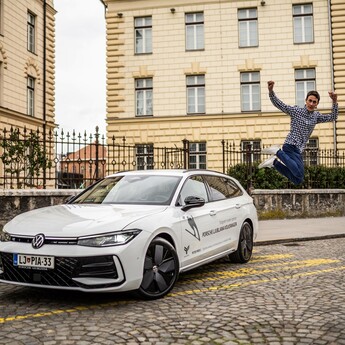 Peter Prevc sedaj vozi novega Passata R-Line!